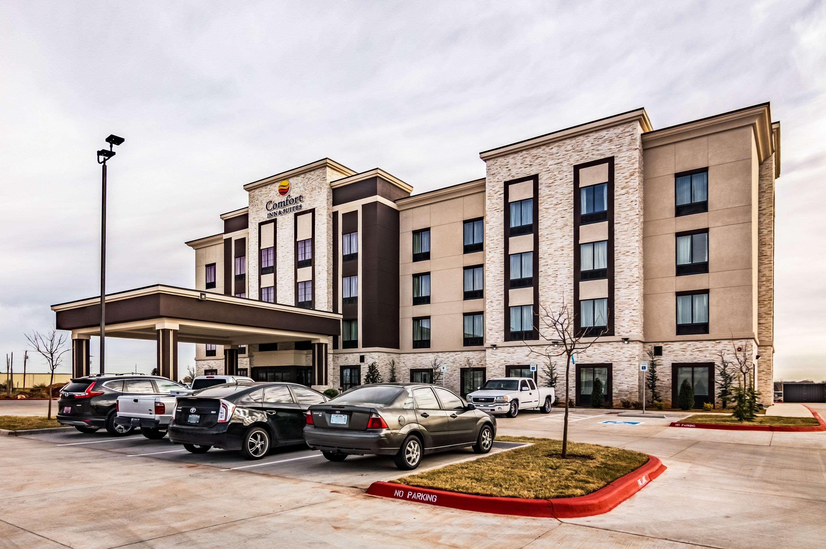 Hotel Comfort & South I-35 2*
